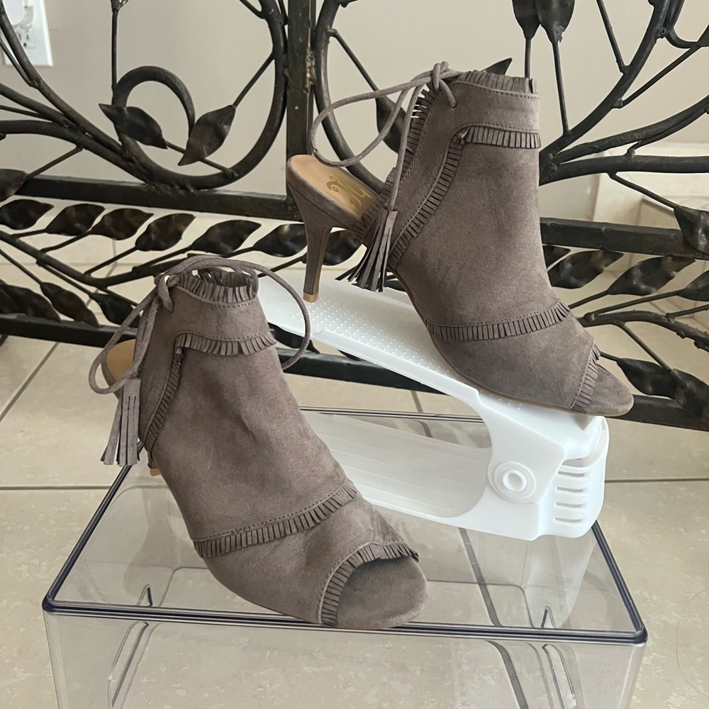 Elegant Gray Suede Women's Heeled Booties Like New